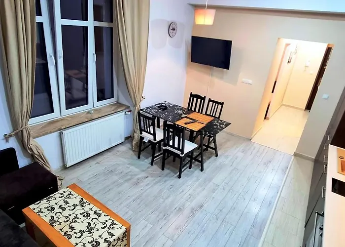 Old Town Brick Apartment